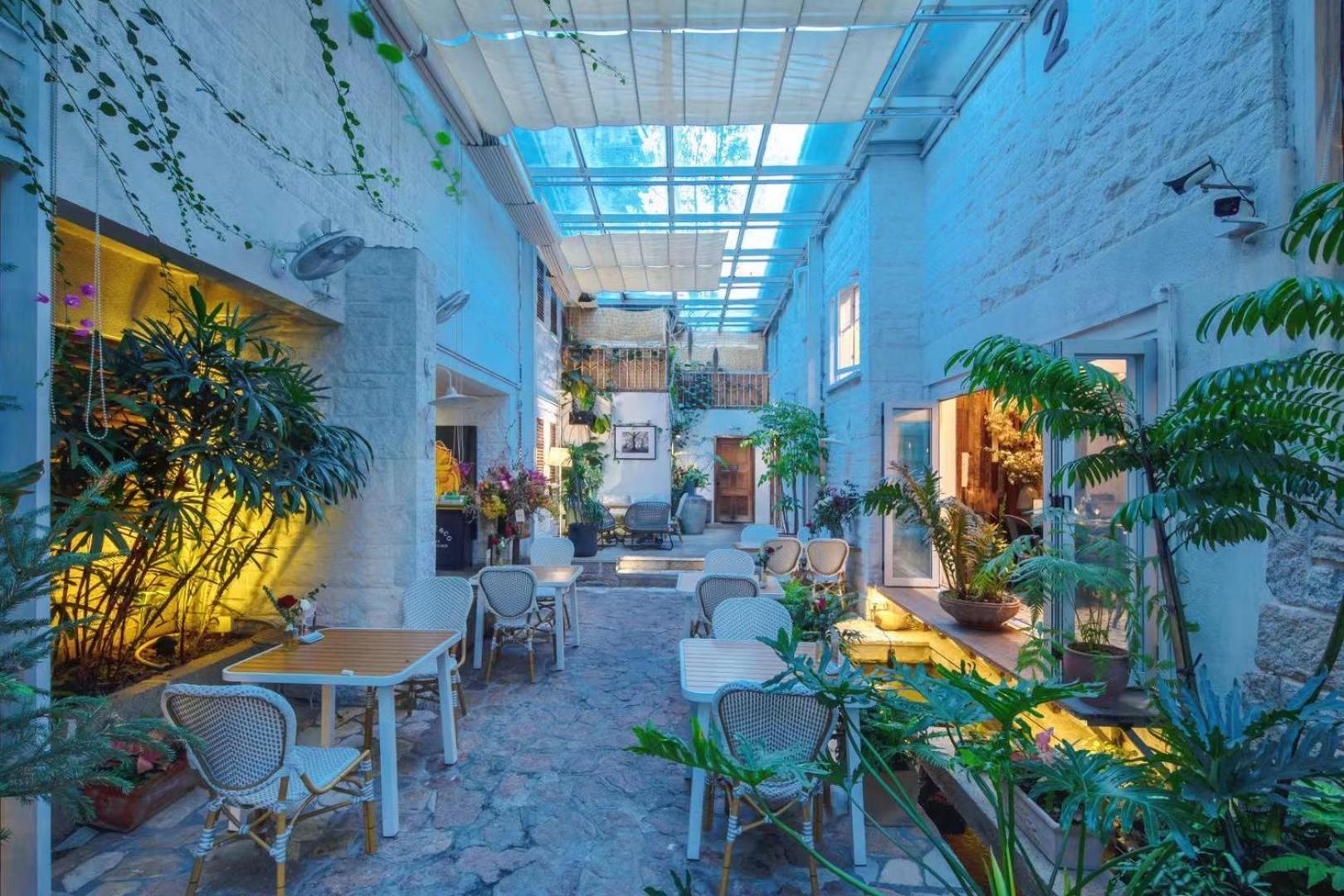Shenzhen No'6 Garden Villa --French Window With Garden View,Close To Sea World &Shekou Ferry Port &K11 Ecoast &Subway Nearby ,Offer Western Food And Coffee &English Speaking With Tour Services Luaran gambar