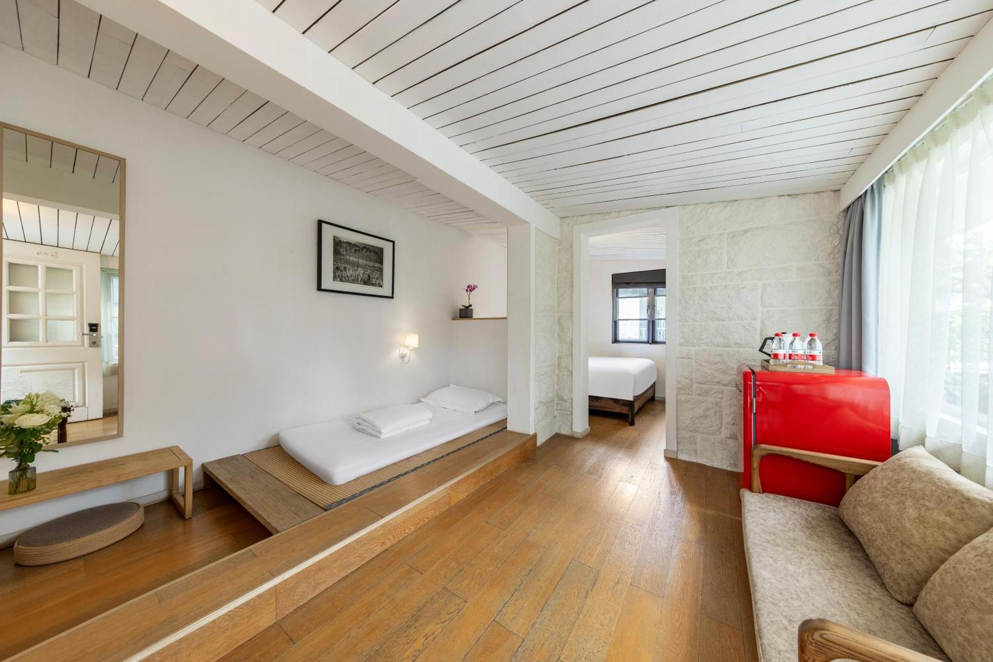 Shenzhen No'6 Garden Villa --French Window With Garden View,Close To Sea World &Shekou Ferry Port &K11 Ecoast &Subway Nearby ,Offer Western Food And Coffee &English Speaking With Tour Services Luaran gambar