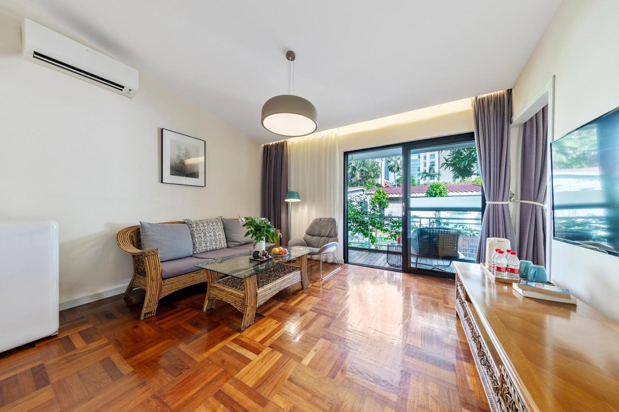 Shenzhen No'6 Garden Villa --French Window With Garden View,Close To Sea World &Shekou Ferry Port &K11 Ecoast &Subway Nearby ,Offer Western Food And Coffee &English Speaking With Tour Services Luaran gambar