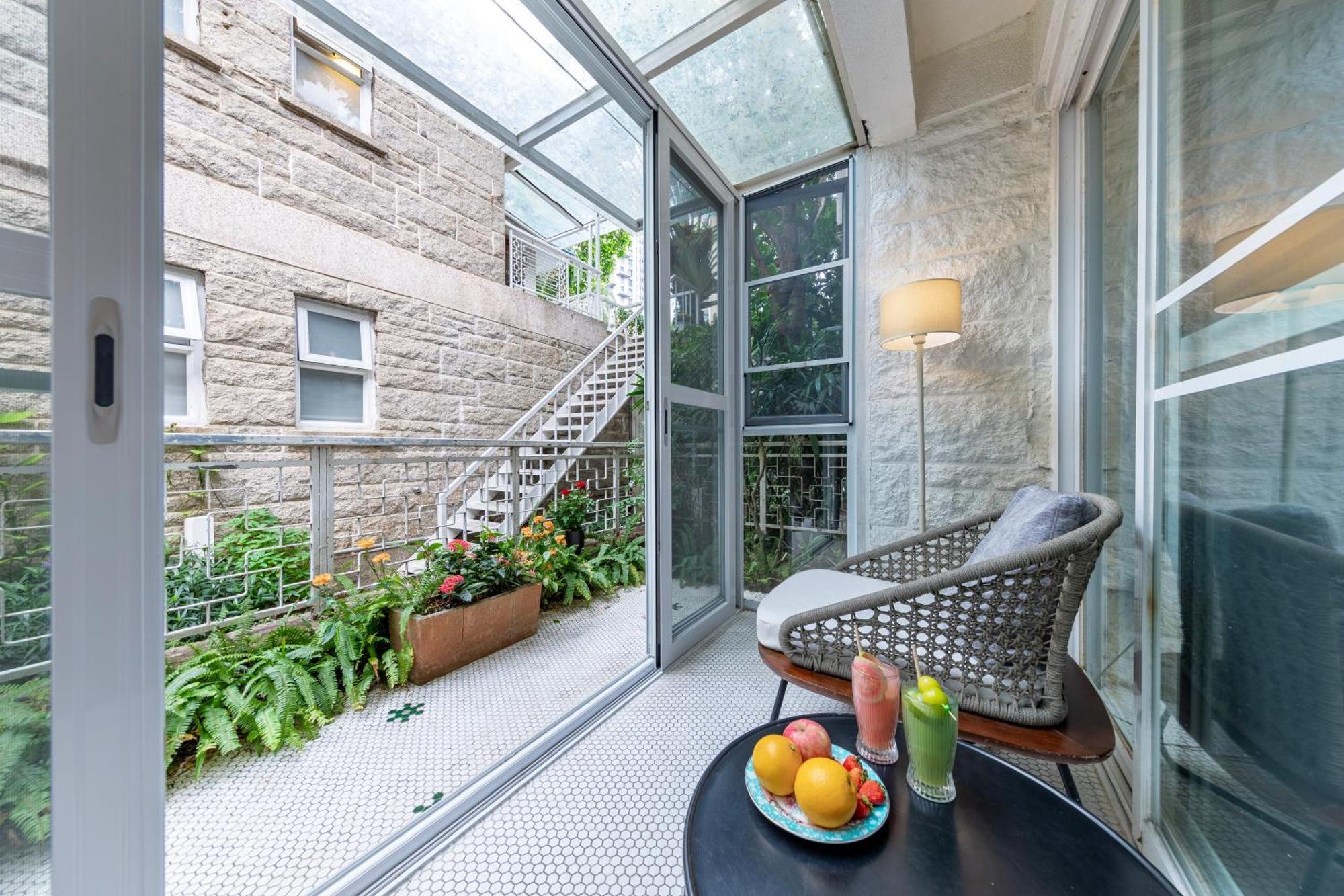 Shenzhen No'6 Garden Villa --French Window With Garden View,Close To Sea World &Shekou Ferry Port &K11 Ecoast &Subway Nearby ,Offer Western Food And Coffee &English Speaking With Tour Services Luaran gambar