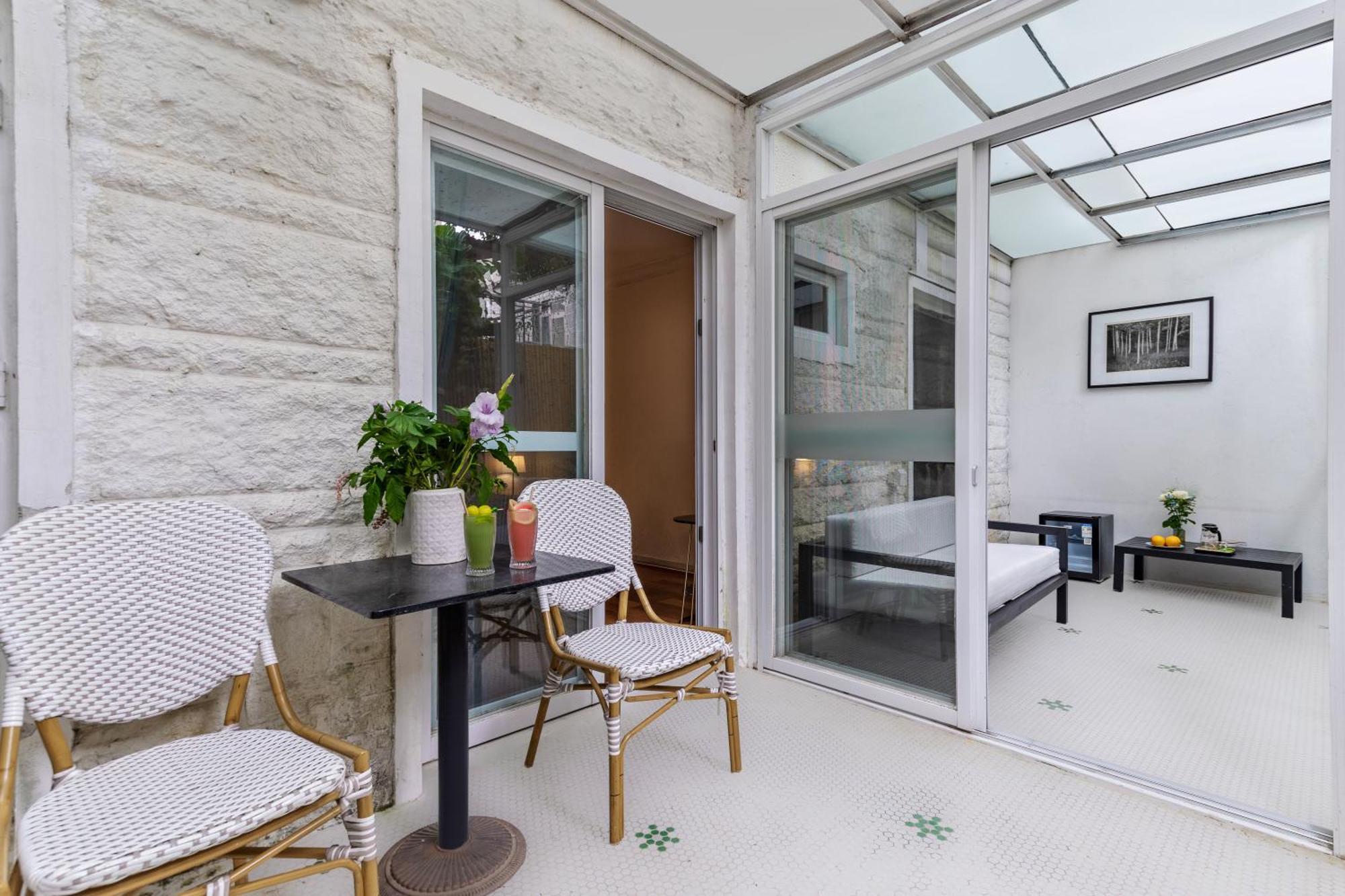 Shenzhen No'6 Garden Villa --French Window With Garden View,Close To Sea World &Shekou Ferry Port &K11 Ecoast &Subway Nearby ,Offer Western Food And Coffee &English Speaking With Tour Services Luaran gambar