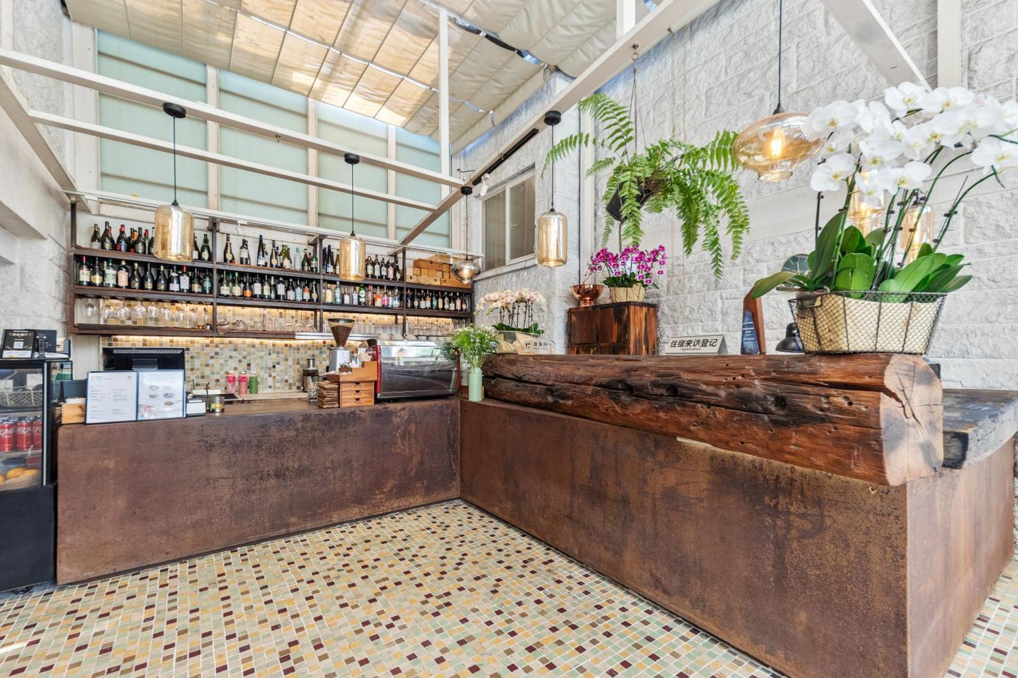 Shenzhen No'6 Garden Villa --French Window With Garden View,Close To Sea World &Shekou Ferry Port &K11 Ecoast &Subway Nearby ,Offer Western Food And Coffee &English Speaking With Tour Services Luaran gambar