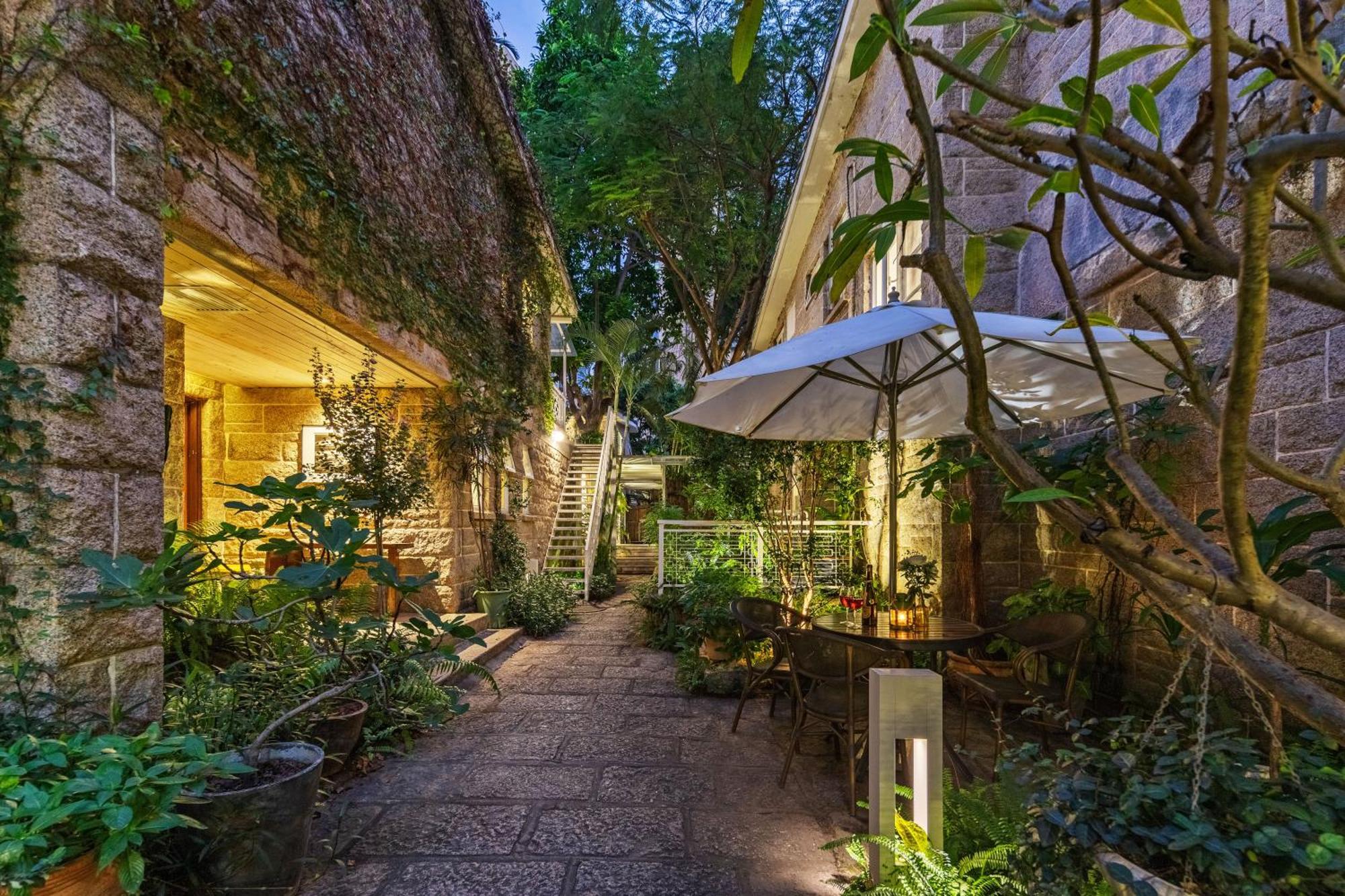 Shenzhen No'6 Garden Villa --French Window With Garden View,Close To Sea World &Shekou Ferry Port &K11 Ecoast &Subway Nearby ,Offer Western Food And Coffee &English Speaking With Tour Services Luaran gambar